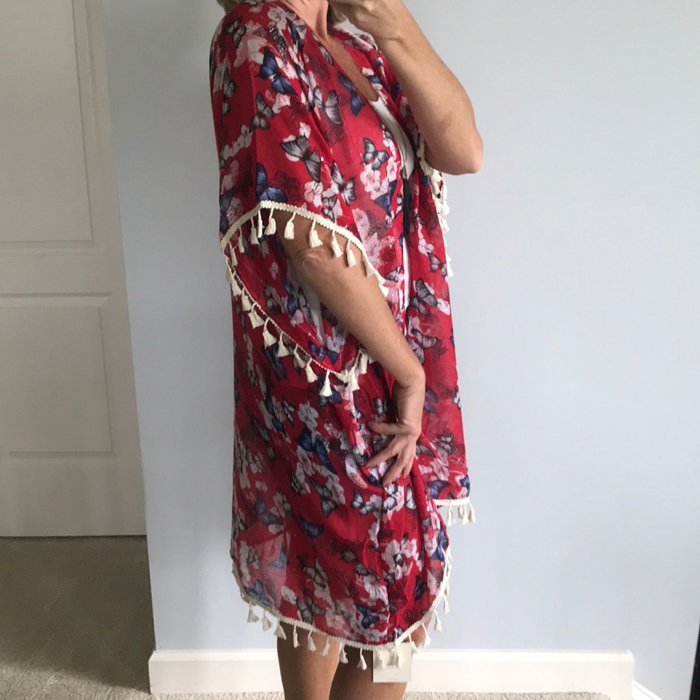 Floral & Butterfly Print Kimono - Picture 4 of 8